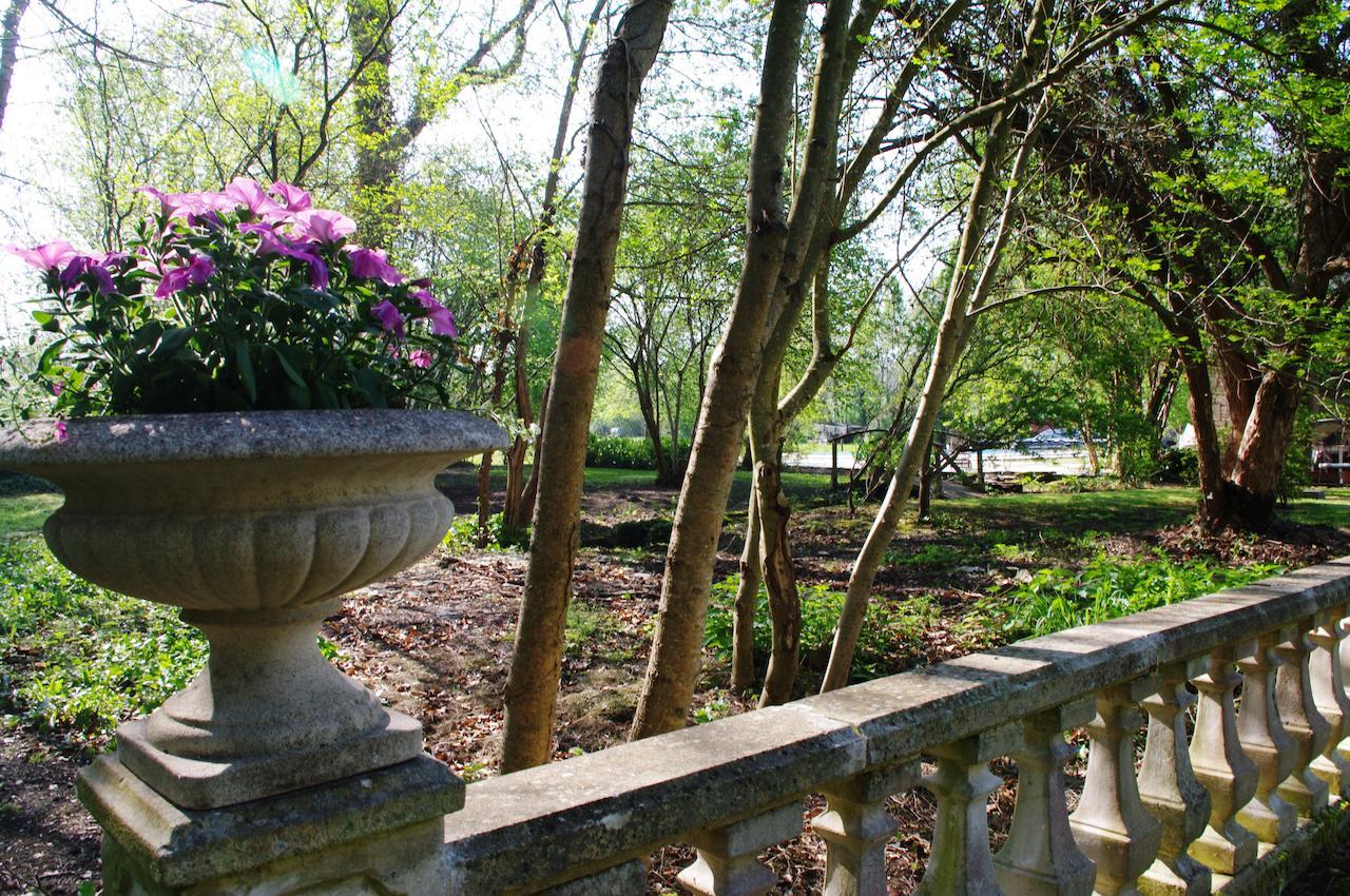 Domaine De Pladuc Panzió Lachaise Kültér fotó